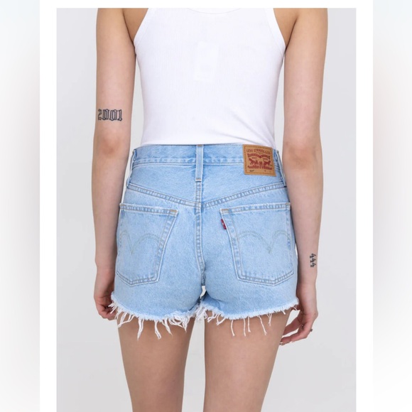 Levi’s 501 High Rise Denim Shorts - Picture 2 of 6